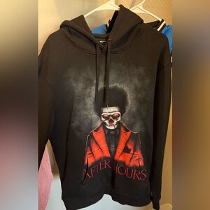 XOXO The Weeknd After Hours merch hoodie. Size large.